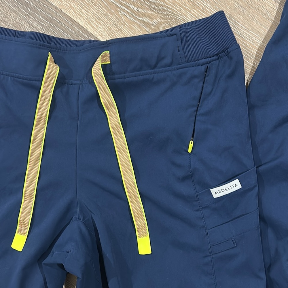 Medelita Scrub Pants - Picture 3 of 7